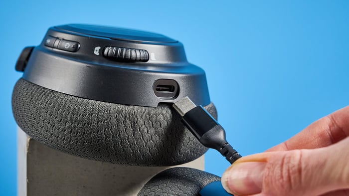 Battery life and sleek design of Arctis Nova 7 Gen 2