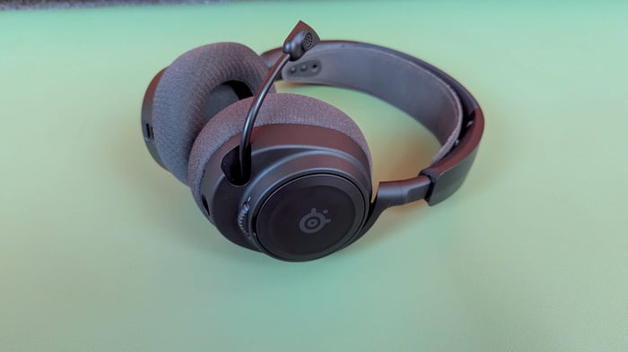 Head-to-head: Arctis Nova 7P next to rival gaming headsets