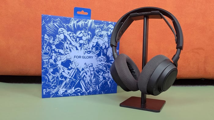 AirWeave memory foam ear cushions for extended comfort