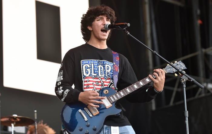 Noah Weiland paying tribute to his late father Scott