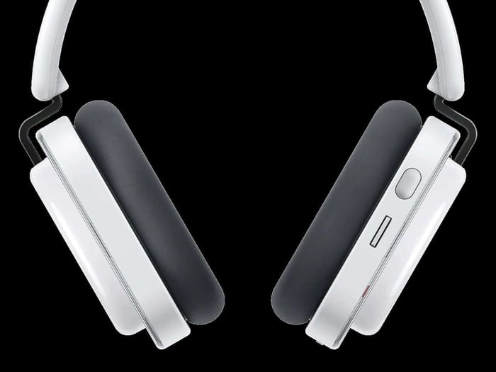 Nothing Headphone (a) packaging and accessories