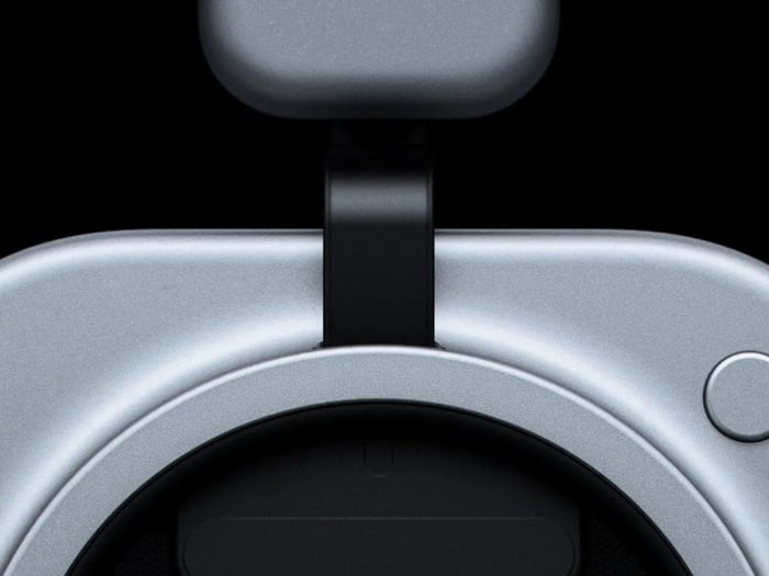 Side profile of the Nothing Headphones (1) Pro with titanium arms and glass panels