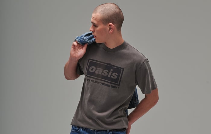 Oasis Live ’25 merchandise