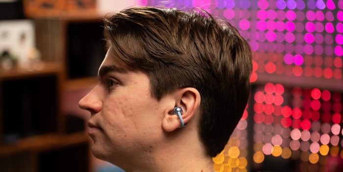 Huawei FreeClip 2 earbuds with metallic design and fabric C-bridge