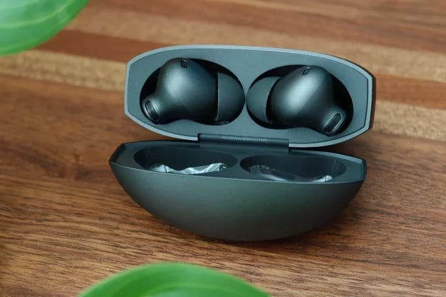 OnePlus Buds 4 active noise cancellation