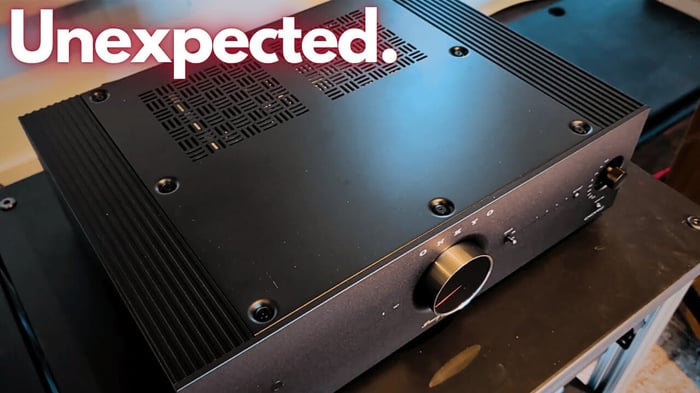 Onkyo Icon M-80 amplifier in its sleek glory