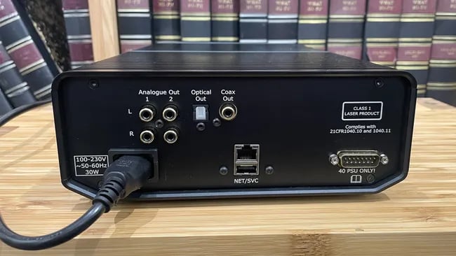 Cyrus 40 CD minimalistic and functional design