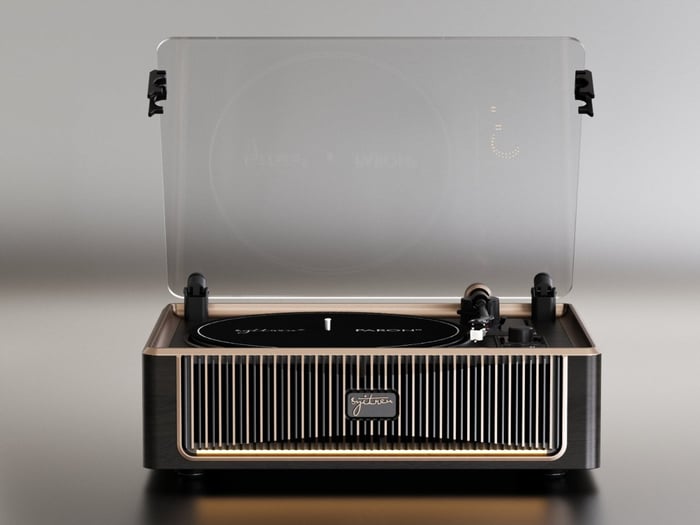 Close-up of the lowered platter integrated into the turntable’s body