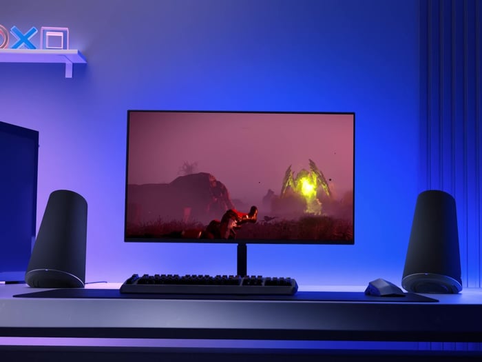 Pulse Elevate speakers set elegantly on a minimalist desk setup