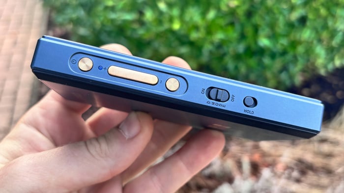 FiiO M21 portable hi-res audio player