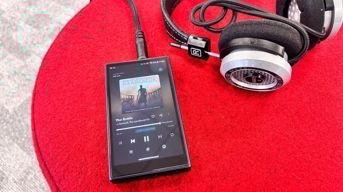 FiiO M21 affordable hi-res portable player