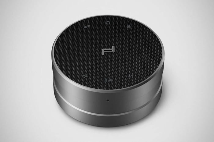 Porsche Design PD S20 speaker side view