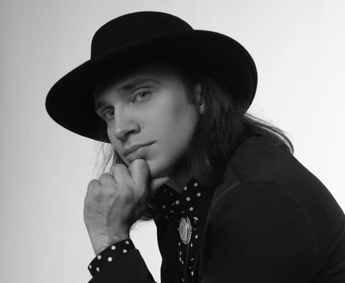 Victor V. Gurbo Artist Photo