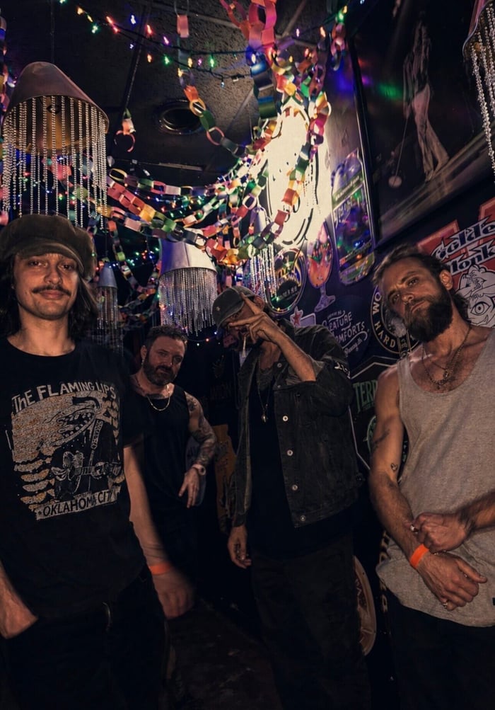 Manic Wave Artist Photo