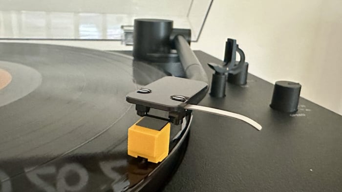 Sony PS-LX5BT Bluetooth turntable with dust cover