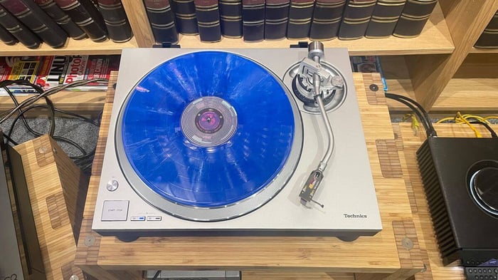 Technics SL-1300G vinyl player