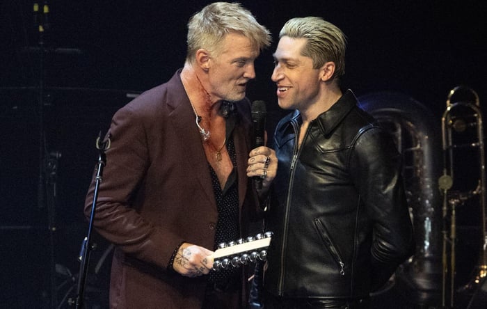 Josh Homme and Michael Shuman performing on Austin City Limits
