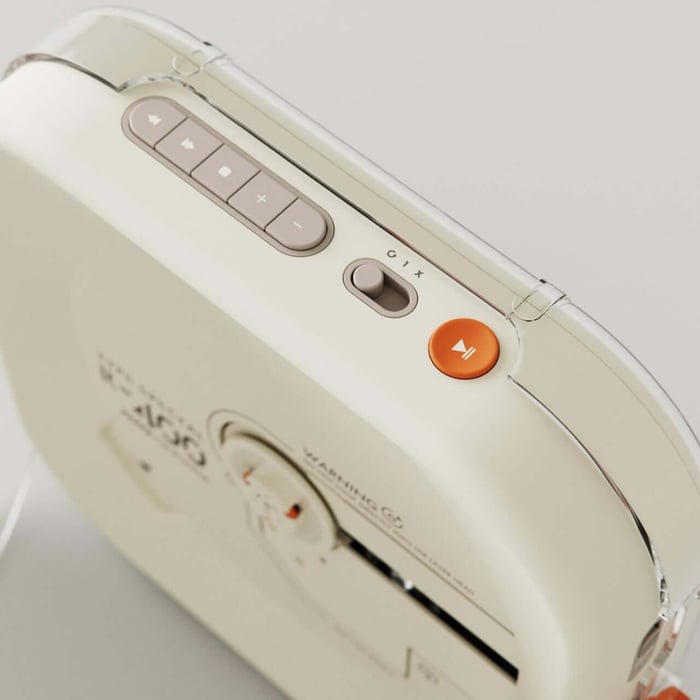 Syitren R400 positioned as a compact alternative to traditional CD hardware