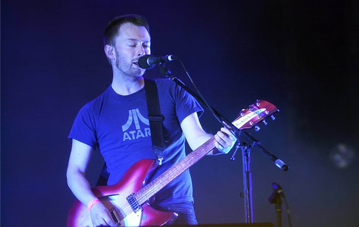 Radiohead frontman Thom Yorke performing in 2001