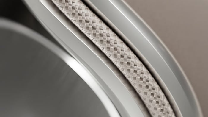 Every angle of the PX8 S2 reflects attention to detail and high-end craftsmanship.
