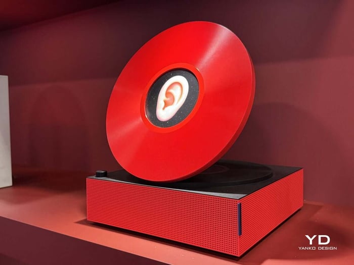 Visual Audio doesn’t just play music, it enhances room aesthetics