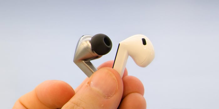 Another angle of Galaxy Buds 4