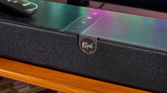 Klipsch Flexus Core 100 Soundbar Front View
