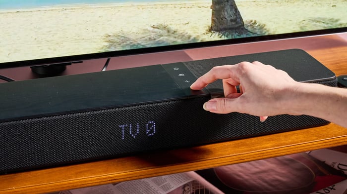 Klipsch Flexus Core 100 in testing environment