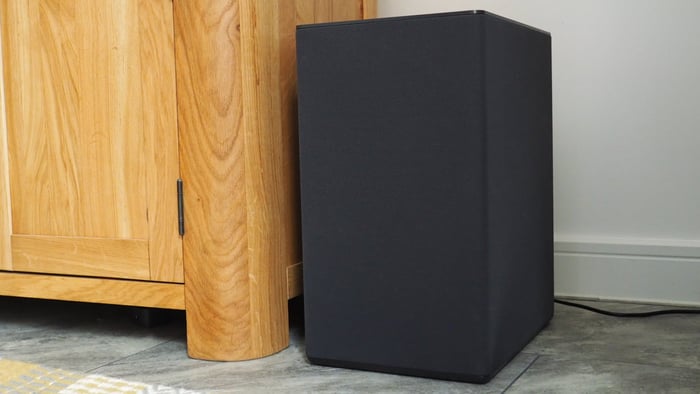 LG USC9S subwoofer and soundbar setup
