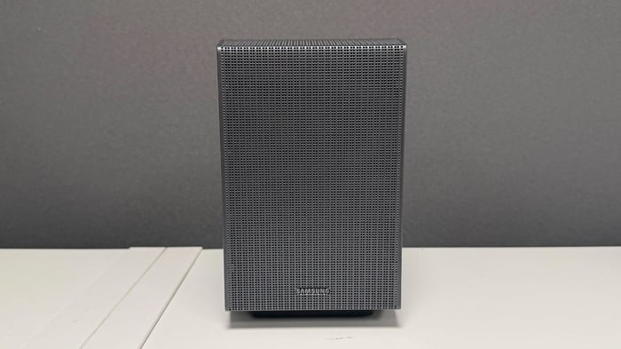 Powerful subwoofer delivers rich, tactile bass.