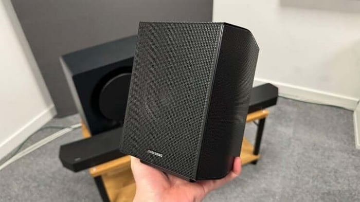 Samsung Q990D
