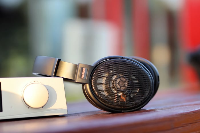 Sennheiser HD 660S2 vs OLLO S5X
