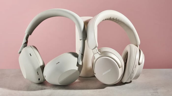 Sony WH-1000XM6 vs Bose QuietComfort Ultra