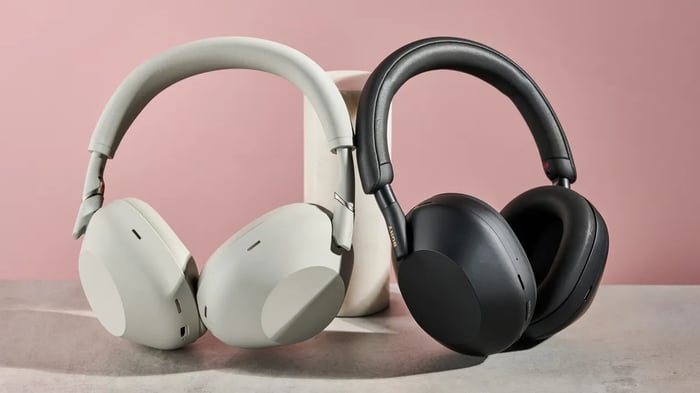 Sony WH-1000XM6 vs Sony WH-1000XM5 sound