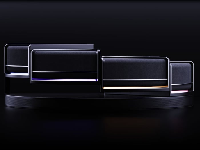 Baton controller in action