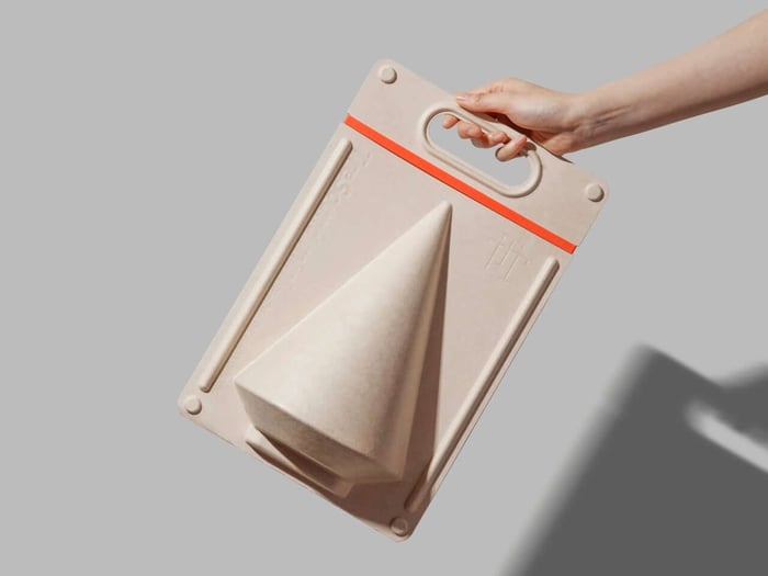 The Tresound Mini with its compact and minimalist cone shape.