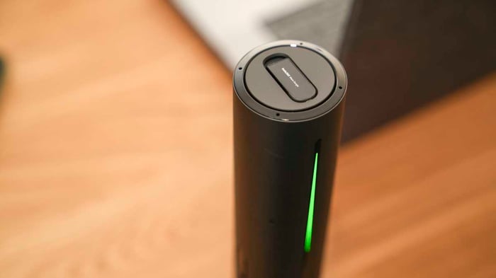 The Wave in action brings professional sound quality to your meetings