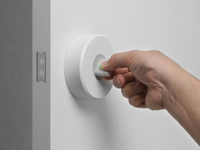 User unlocking the Fingerprint Smart Door Lock