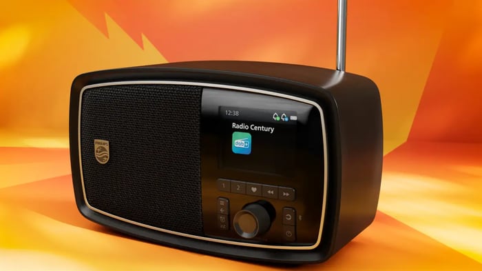 Philips Janet V2000 portable retro radio