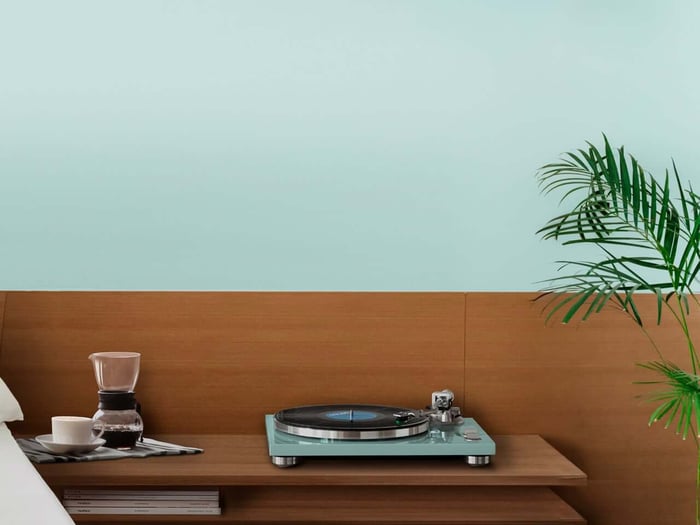 Close-up of turquoise turntable hardware