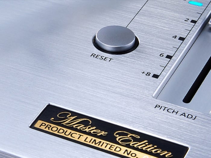 Multi-layer chassis construction isolates unwanted sounds and vibrations.