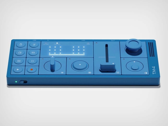 T.M-4 side angle showing buttons and knobs