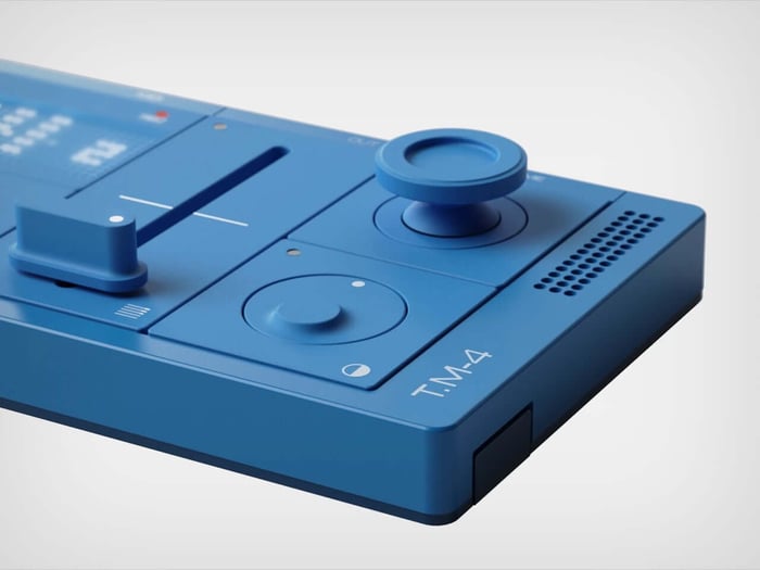 Joystick and grid display for intuitive control