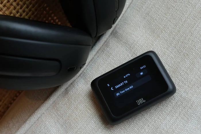JBL Tour One M3