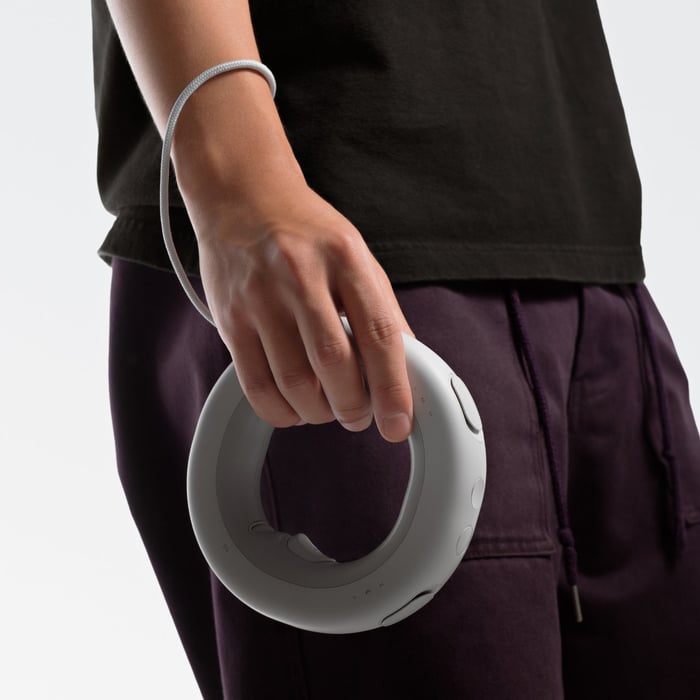 Tuno concept with silhouette