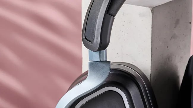 Color variants of Turtle Beach Stealth 700 Gen 3
