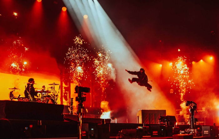 Tyler Joseph and Josh Dun electrify the crowd at Electric Castle