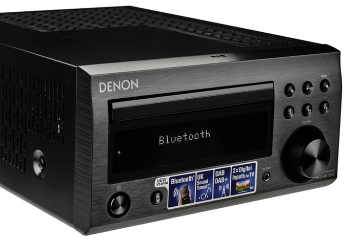 Denon D-M41DAB close-up details