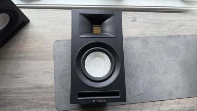 Fluance Ri71 speakers setup on a wooden desk