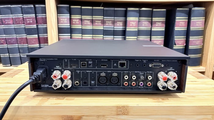 Rear panel and connections of Cambridge Audio Evo 150 SE
